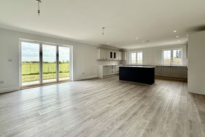 Photo 18- click for photo gallery